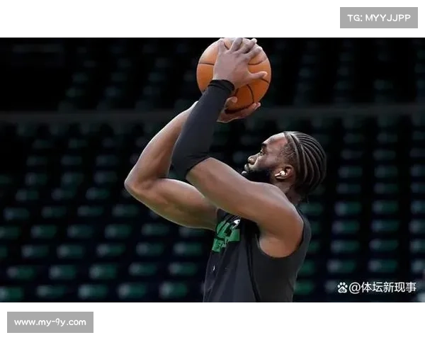 凯尔特人对阵活塞,布朗与坎宁安对位成焦点 凯尔特人对阵活塞,布朗与坎宁安对位成焦点